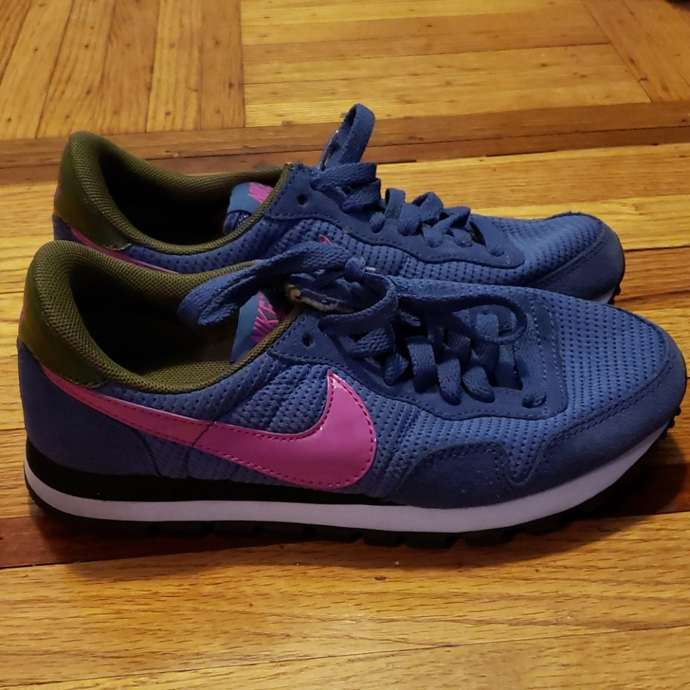 Nike Ladies Sneakers